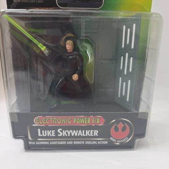 Star Wars POTF Power F/X Luke Skywalker 1997 Electronic Lightsaber Figure MIB - Picture 2 of 5